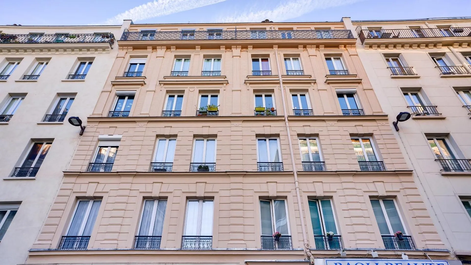 Beautiful Studio In The 15 District باريس 0*,  فرنسا